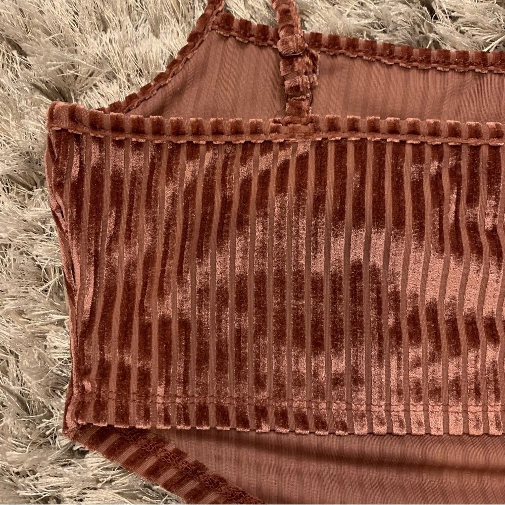 Tank top - Picture 2 of 4